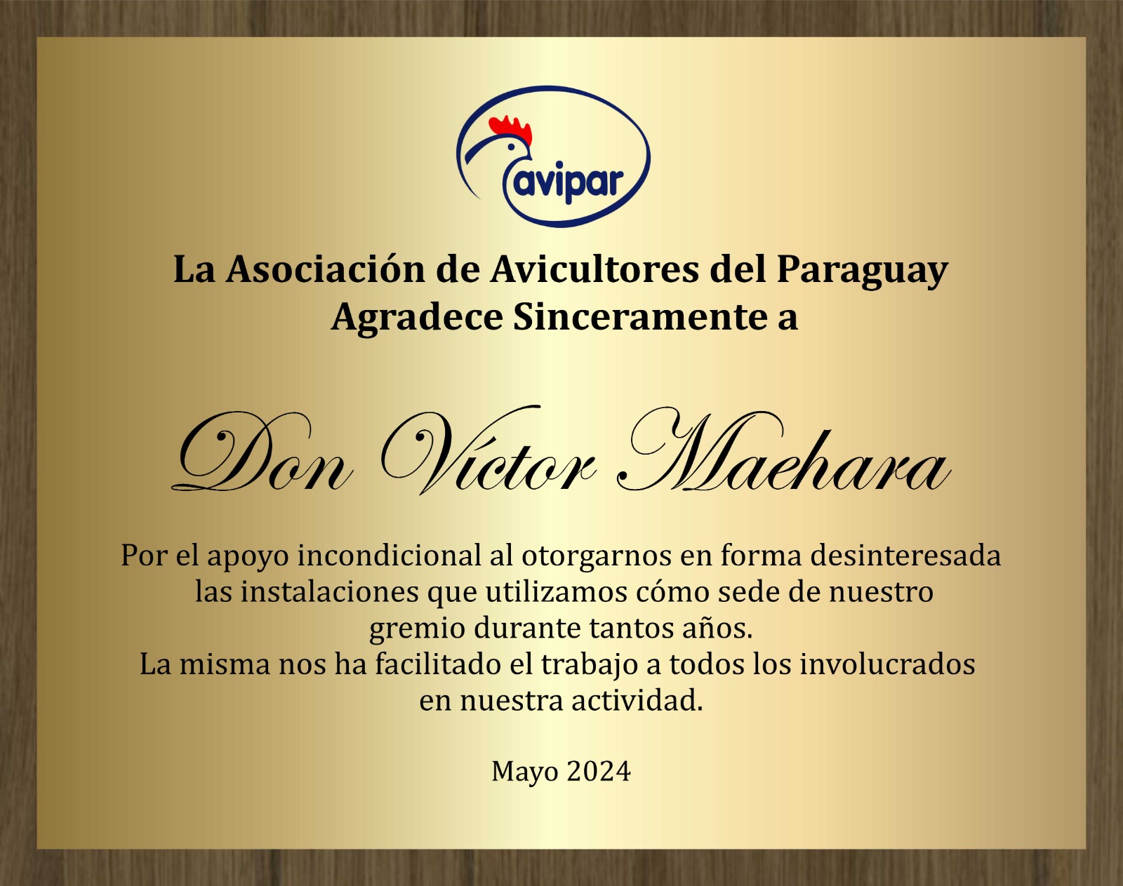 Agradecimiento al Victor Maehara